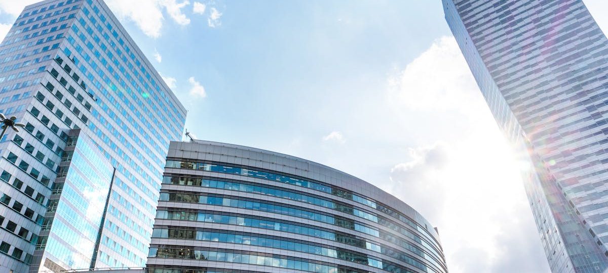 ISEEN Launches Elite Global MBA for India’s Finance Pros